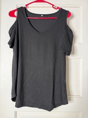 Cold-Shoulder V-Neck Women’s Top - Black